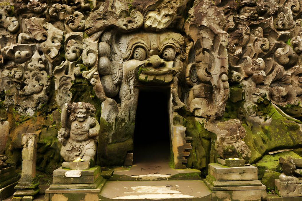 Elephant-Cave-Ubud-Indonesia