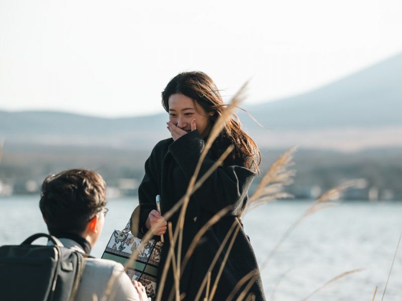 Magical Proposal Photoshoot At Mount Fuji With Private Photographer