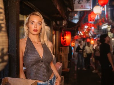 Edgy Street Photoshoot By Night In Shinjuku With Pro Photographer
