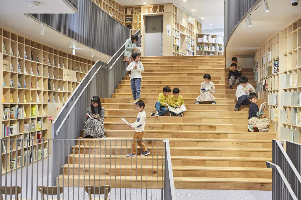 Nakanoshima-Children's-Book-Forest-Osaka