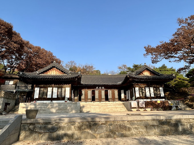 Gilsangsa Temple near Seongbuk-dong Aengdu Village