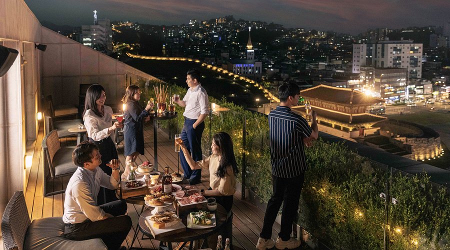 The Griffin Seoul Bar