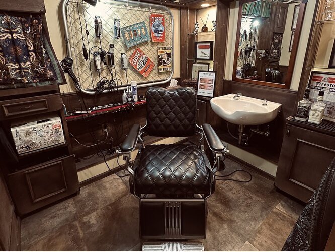 Tokyo Barber VASH Tokyo Barber VASH