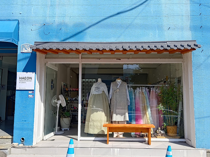 Haeon Hanbok